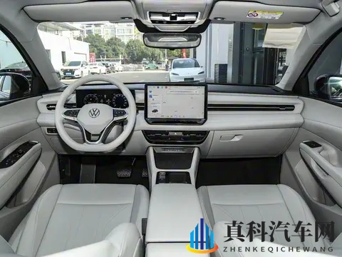 19岁最强rapper老狼：跨界设计引关注，年轻力量汽车界崭露头角-2