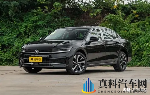 全新迈腾方向盘换实体键 车企纠结触控与实用 老车主急了:钱白花了-1