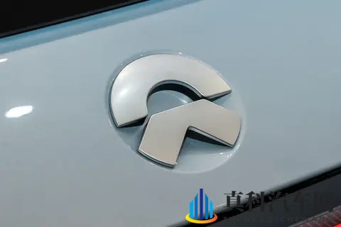 租用23万起上车蔚来ES6：续航650km、可租电池，这笔账值不值？-1