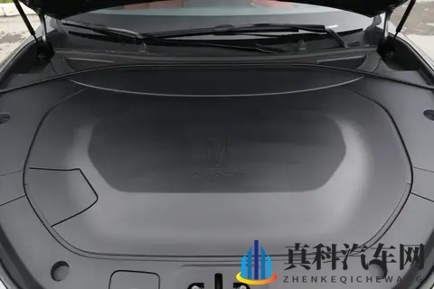 30 万级豪华电车闭眼入？26 款阿维塔12：四激光雷达 + 华为 ADS-1