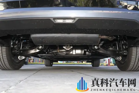 埃安i60增程版：亏电油耗55L，增程器启动噪音小，加速不肉-1