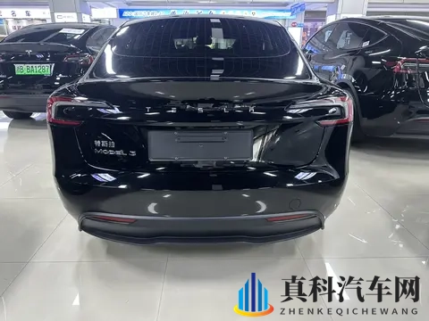 特斯拉Model3：23款后驱，准新电车，18万不到香不香？-1