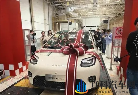 欧洲精品一区：汽车文化瑰宝：揭秘欧洲顶级品牌创新之旅-3