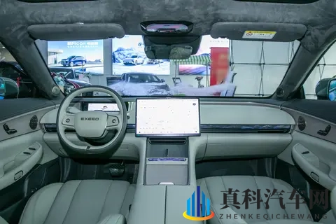 纯电轿车新选择:2025 款星纪元 ES 纯电版 Max 城区辅助驾驶深度体验-2