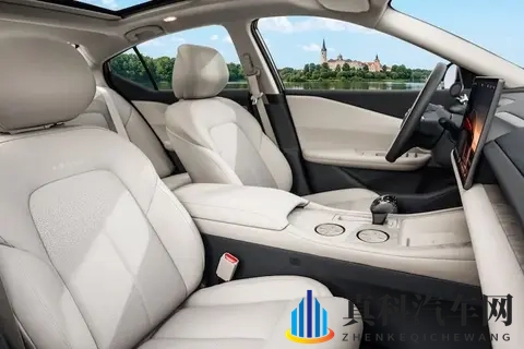 合资燃油B级车+鸿蒙座舱？太香了-2