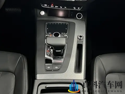 21万多拿下奥迪Q5L,三年一手车家用代步香不香?-3