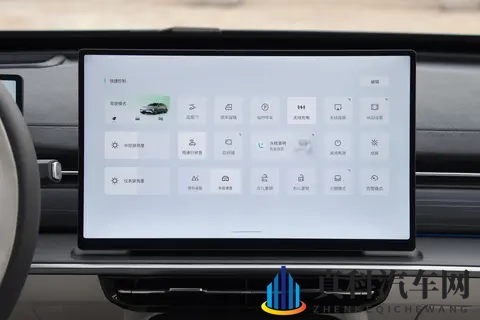 37秒破百+无框车门！这台国产轿跑自己就是一道流动的风景-2