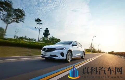 从销量王者到市场弃子,曾经万人追捧的家轿为何失速?-1