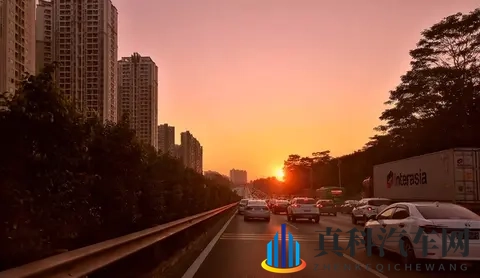 超速超载，祸在一瞬问-1