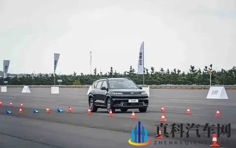 北京现代EO羿欧:1198万起的靠谱纯电SUV,到底值不值得买?-3