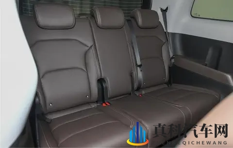 真7座大空间，入门即高配，10万级家用MPV选它准没错-3