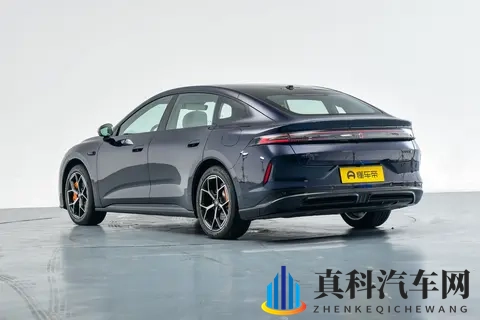 长安启源A06：以“大美舒新”重新定义家庭出行体验-2