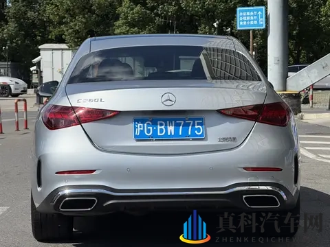 20万拿下准新奔驰C级!41万公里,体验豪华运动风-1