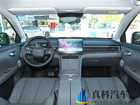埃安AION i60预售1198万起 前排可放平+车外投影仪 续航210km-1