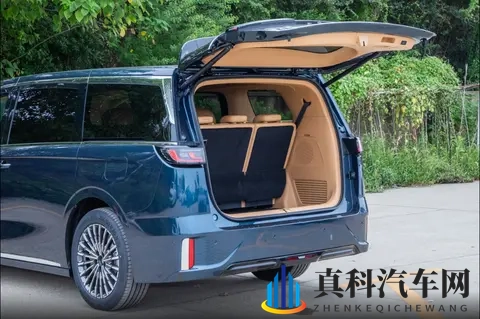 短途试驾体验26款岚图梦想家,说说我的真实感受!-1