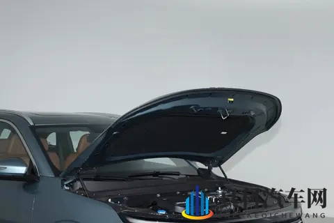 20T+8AT,车长超4米8,顶配的捷途X70L实力如何?-2