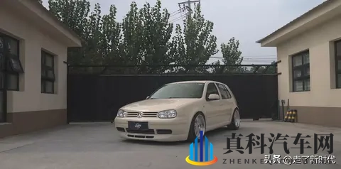 汽车工业的洪流滚滚向前，用日新月异的科技和稍纵即逝的潮流-3