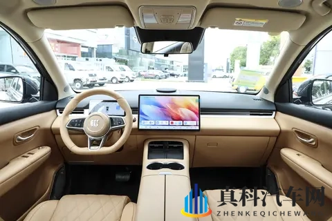 230km纯电续航+电混四驱 12万级蓝电E5 PLUS值不值得冲？-2