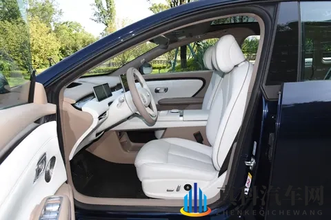 6389万起售，2026款沃尔沃XC90上市-1