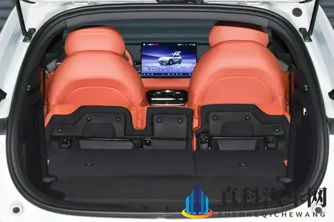 副驾零重力座椅!深蓝 S05 长途坐 3 小时会累吗?-3