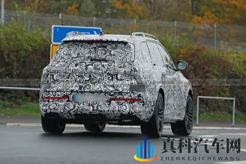 奥迪Q9霍希版谍照曝光，配40T V8引擎，明年亮相，剑指迈巴赫GLS-3