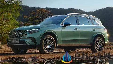 还没买车的有福了！新款奔驰GLC上市，降价增配，带智驾辅助-1