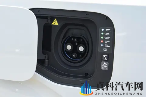 极氪 009 七座过道版两驱 108kWh 解析,兼顾长续航与实用,带劲!-2