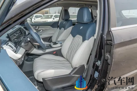 30岁小伙推荐捷途山海L7 PLUS，家用露营两不误！-1