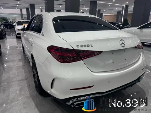 23年准新奔驰C级,一手车源13万公里,豪华触手可及?-1