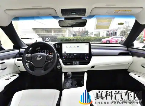 雷克萨斯ES200特别版上市 3127万贴层膜贵128万-3