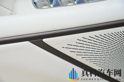 30万内家用MPV新选项!二三排共轨、全系激光雷达,还有惊喜-1