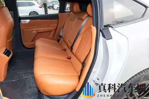 15万买新能源车,东风这款车的“+”号到底加了啥?看完心里有数-1