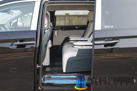 家用 MPV :高山 7 四驱 + 灵活空间,夏标配加热功能-2