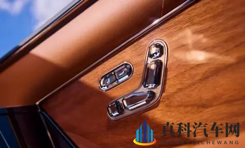 当初质疑声有多大,现在尊界S800就有多好-1