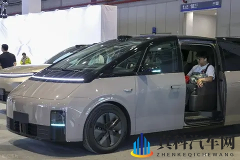 理想汽车此次针对 MEGA 车型处理方式是主动召回的 “破局”-1