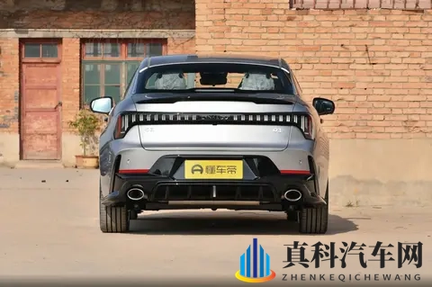 试驾领克03 2026款03+ 20TD性能进阶版：这车让我懂得了啥叫真香！-1