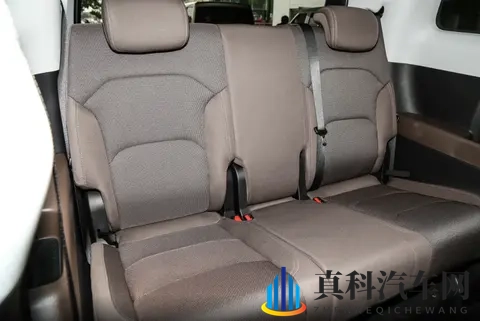 三种动力两种前脸造型,五菱星光730准备充分,势必要大火一把-3