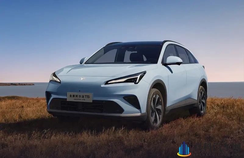 新款极狐阿尔法T5上市:增程、纯电可选,主打性价比-1