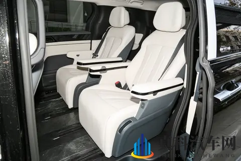 比亚迪夏改款了？激光雷达都上了，配置却精简了，这波操作看不懂-2