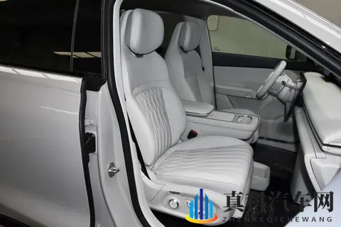 家用大5座推荐！1898万起，配8295芯片+20底盘，家用真香-2