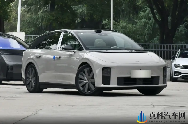 定位中大型SUV，理想i6配纯电动力，是品牌转型关键？-1