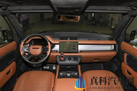 2026 款路虎卫士 110 选买解析，OCTA 标准版与 OCTA BLACK版-3