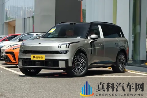 大型SUV怎么选？深蓝S09与领克900对比，谁更适合家用-1