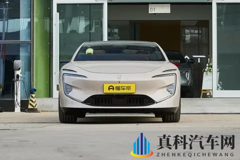 30万级豪华新能源车怎么选？阿维塔12四激光版值得考虑-2