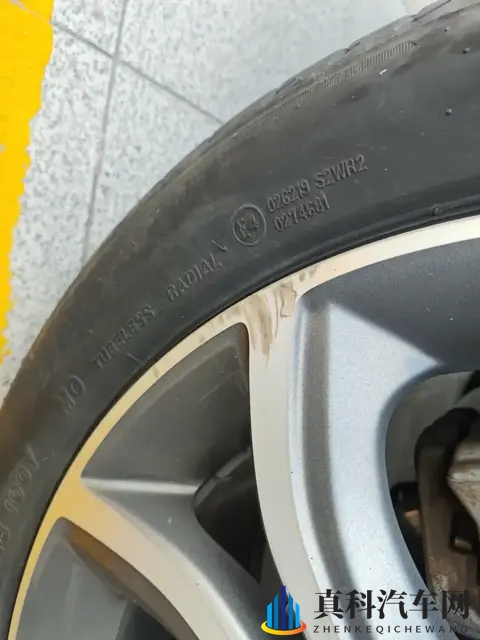 30万拿下准新奔驰E级,豪华轿车体验触手可及?-3