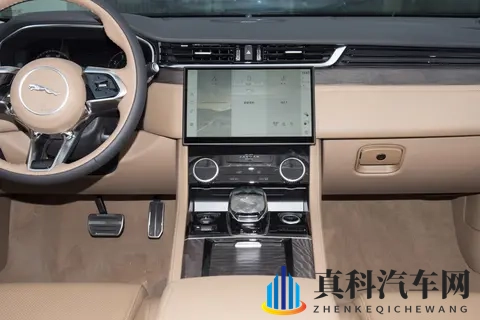 捷豹XFL全系配置深度解析：两驱与四驱版究竟怎么选？-1