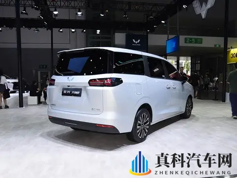 预售768万元起_累计订单突破15万台 五菱星光730将于11月上市-1
