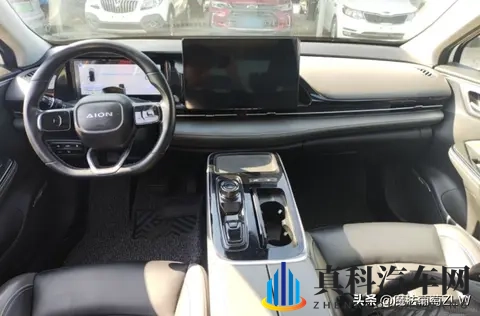 小区炸开锅！王哥买的纯电被质疑不值，他晒出账单后全闭嘴了-1