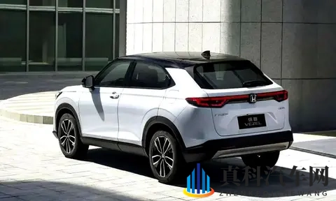 欧美人与禽ZoZ0善交:百年汽车工业迎来智能融合新篇章-3