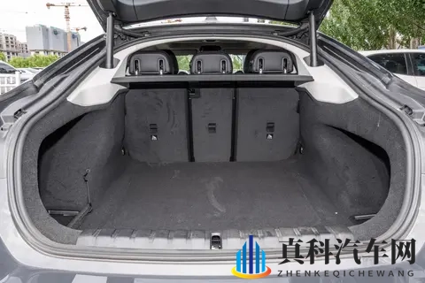 宝马 4 系全系配置拆解！425i_430i_M440i 怎么选？看完不踩坑-3